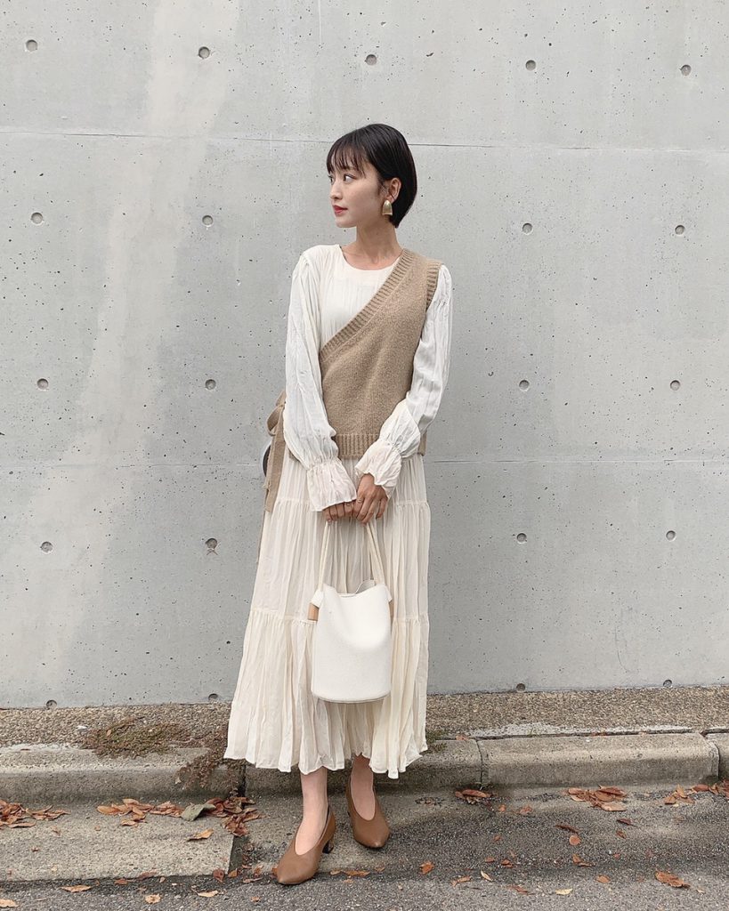 吉田南歩さんは、アプリ「WEAR」公式認定されたWEARISTAで、インスタグラマーであり、彼女がディレクターを努める「neam（ニーム）」をZOZOTOWNでも販売を開始する