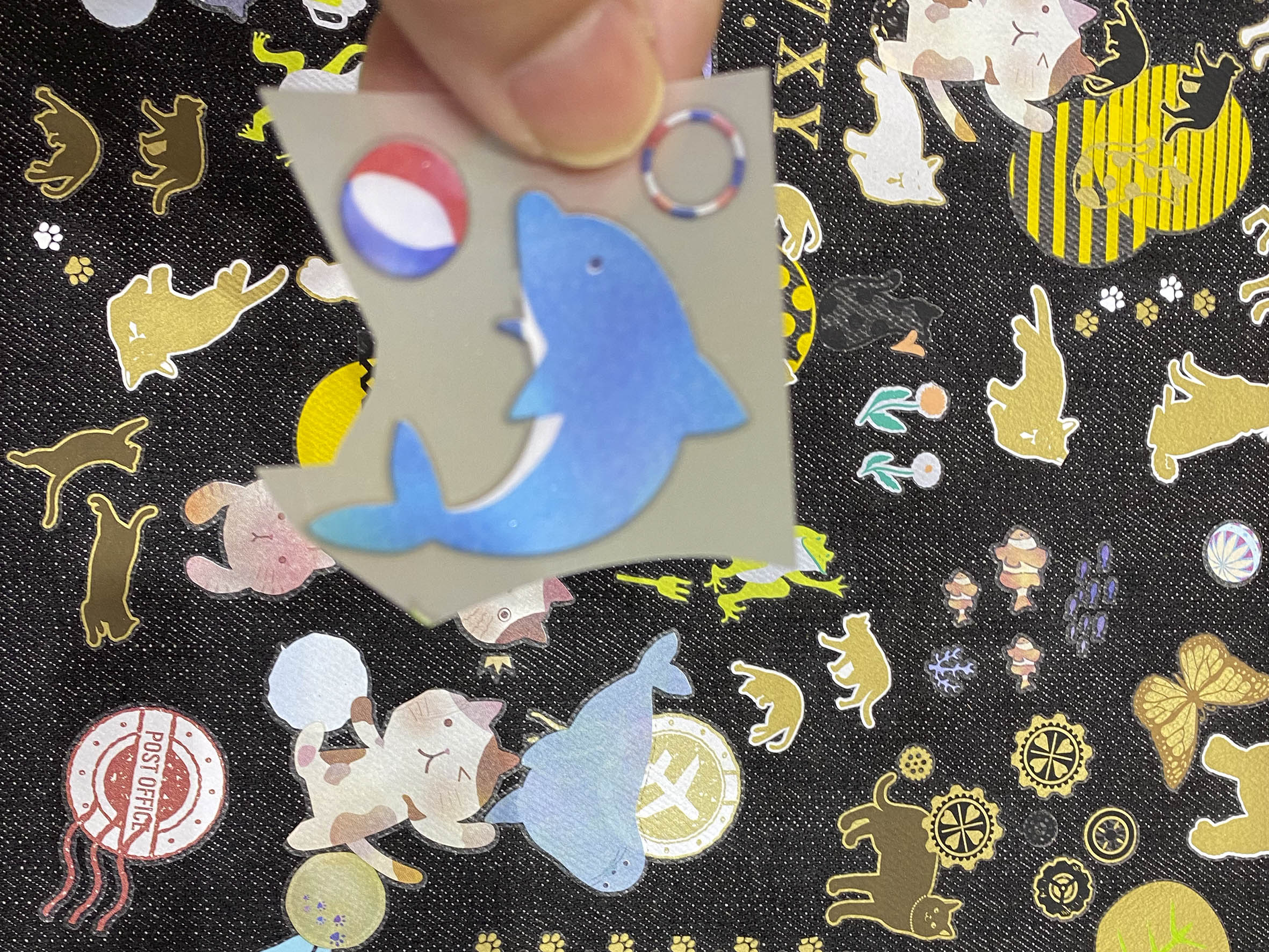 コロナ禍 でも明るさもたらす 逸品達